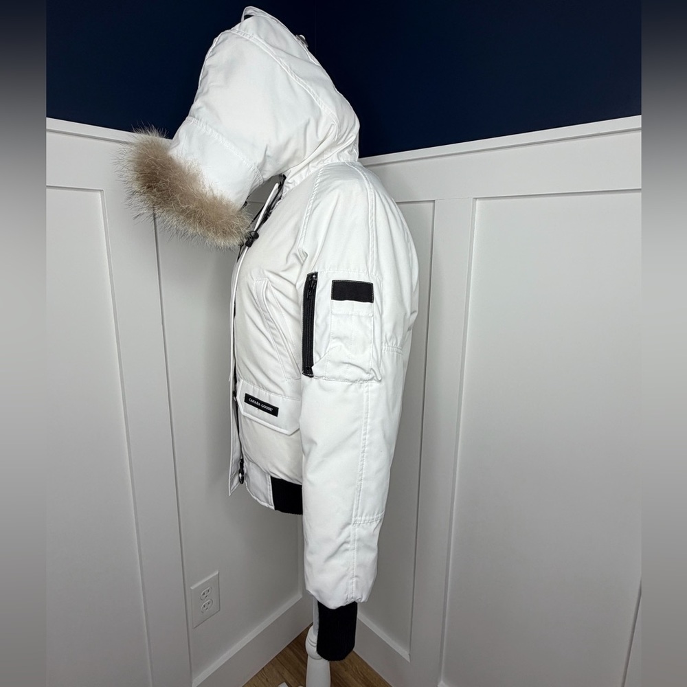 Canada Goose Women's Chilliwack Bomber Jacket - Picture 8 of 15